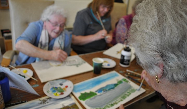 Painting Back participant image